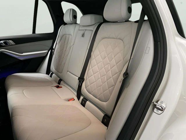 2026 BMW X5 xDrive40i Dallas TX