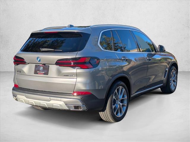 2026 Bmw X5 xDrive50e photo 2