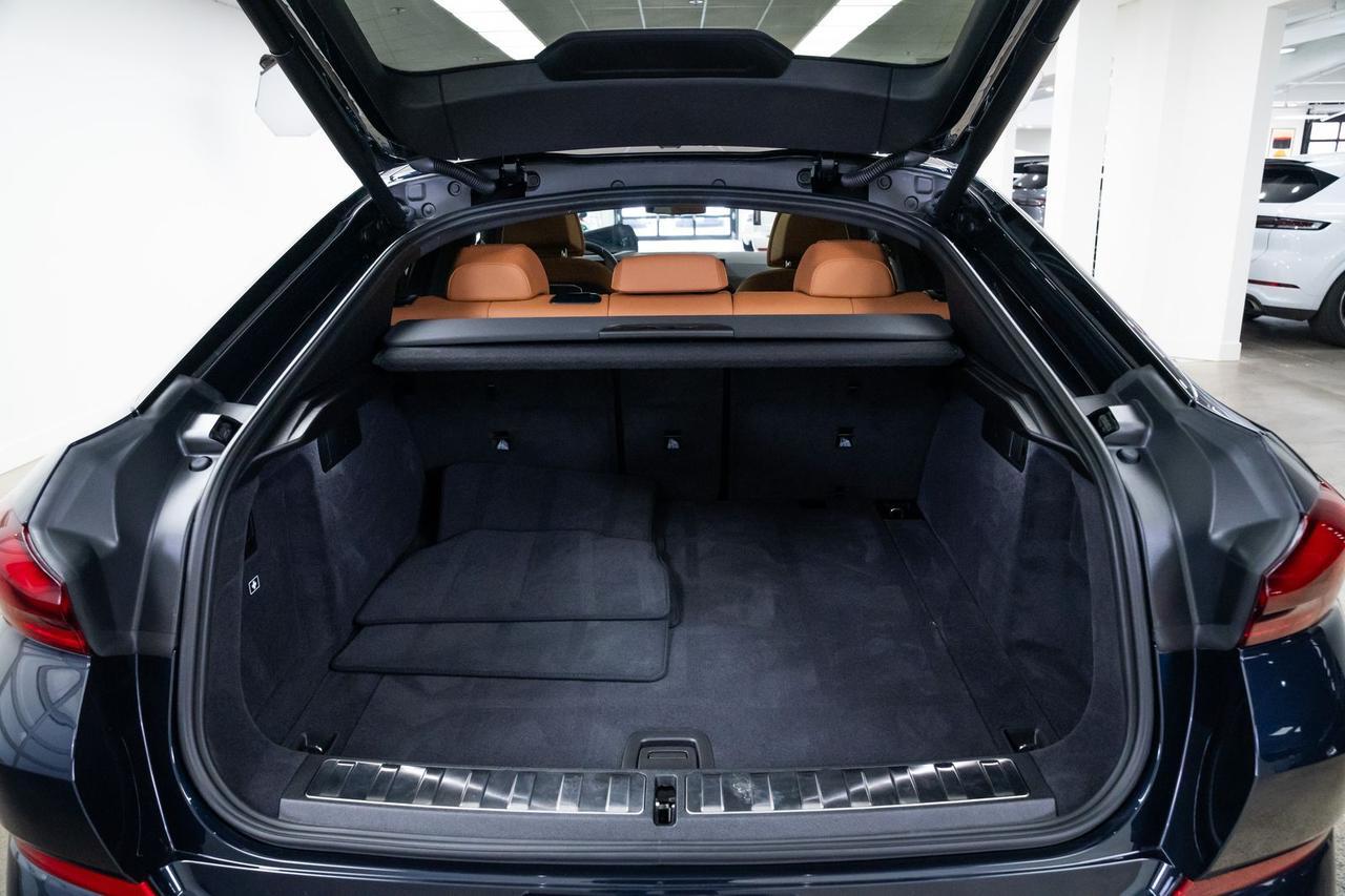 2026 BMW X6 xDrive40i Ventilated Seats Harman Kardon Sound Portland OR