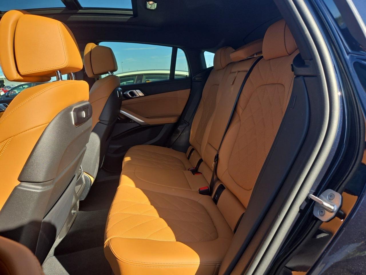 2026 BMW X6 xDrive40i Ventilated Seats Harman Kardon Sound Portland OR