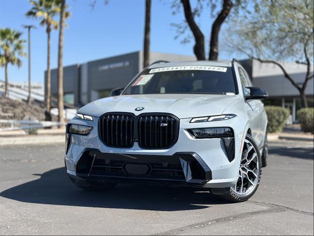 2026 BMW X7 M60i M60i
