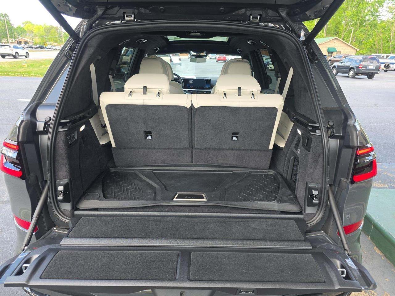 2026 BMW X7 xDrive40i Massage Seats Harman Kardon Sound Portland OR