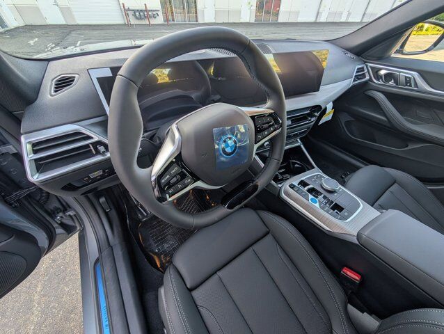 2026 BMW i4 eDrive40