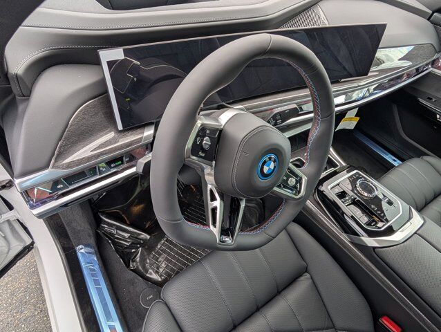 2026 BMW i7 M70