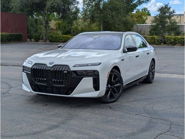 2026 BMW i7 M70