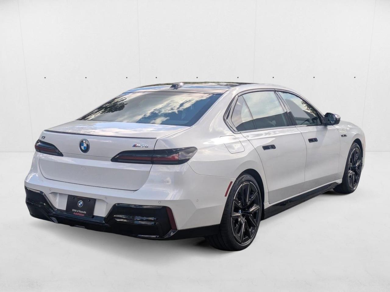 2026 BMW i7 M70