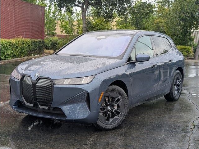 2026 BMW iX xDrive60
