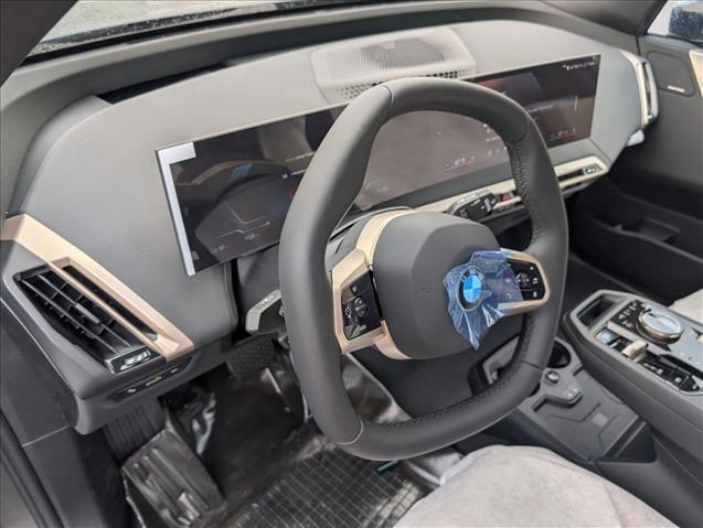 2026 BMW iX xDrive60