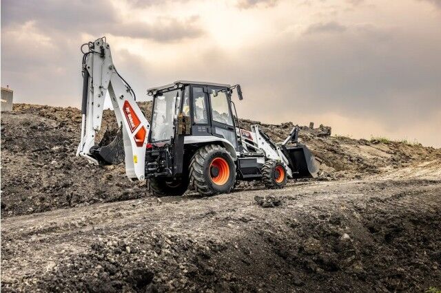 2026 BOBCAT BOBCAT B760 BACKHOE LOADER Naples FL