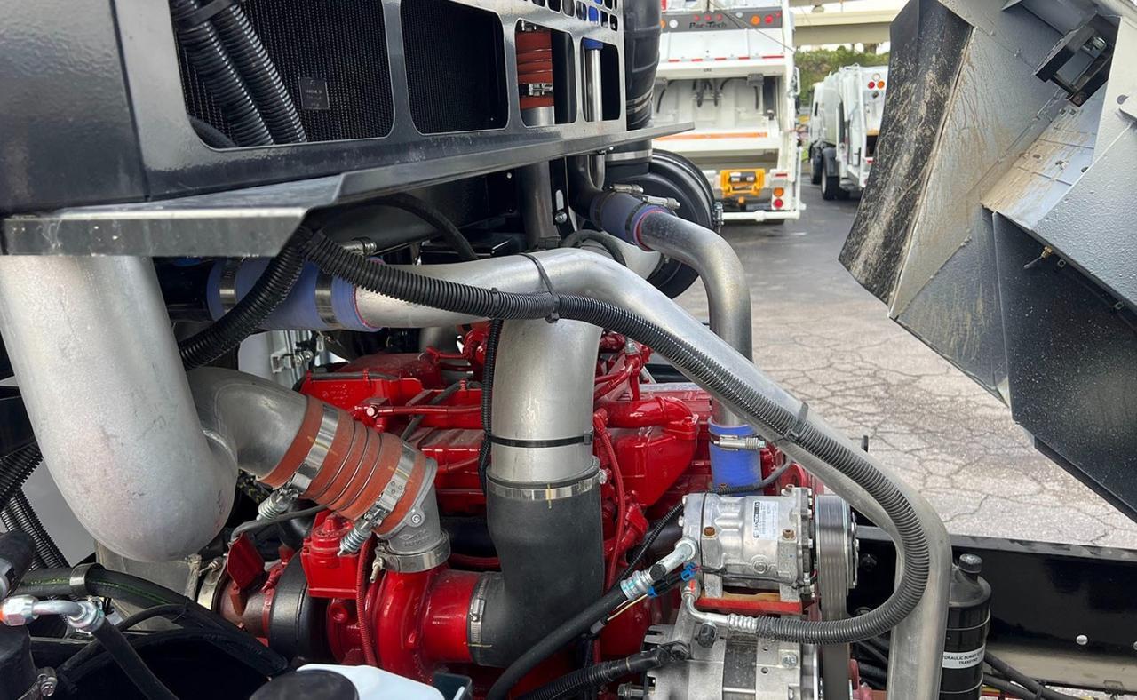 2026 Battle Motors LET2 28 yard Pac-Tech Rear Loader Garbage Truck Tampa FL