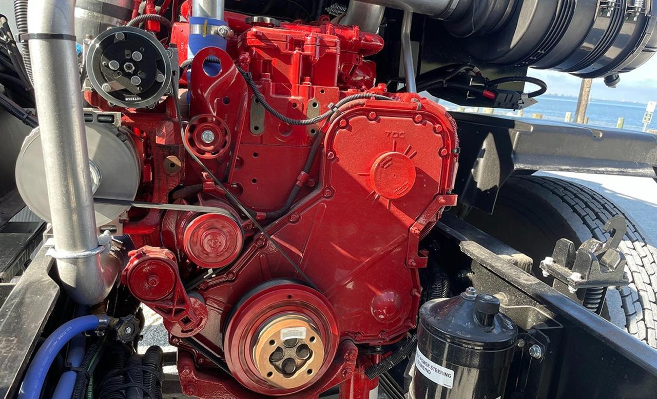 2026 Battle Motors LET2 28 yard Pac-Tech Rear Loader Garbage Truck Tampa FL