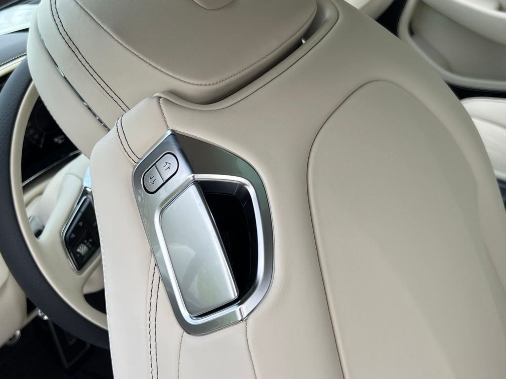 2026 Bentley Continental GT Azure - Photo 28