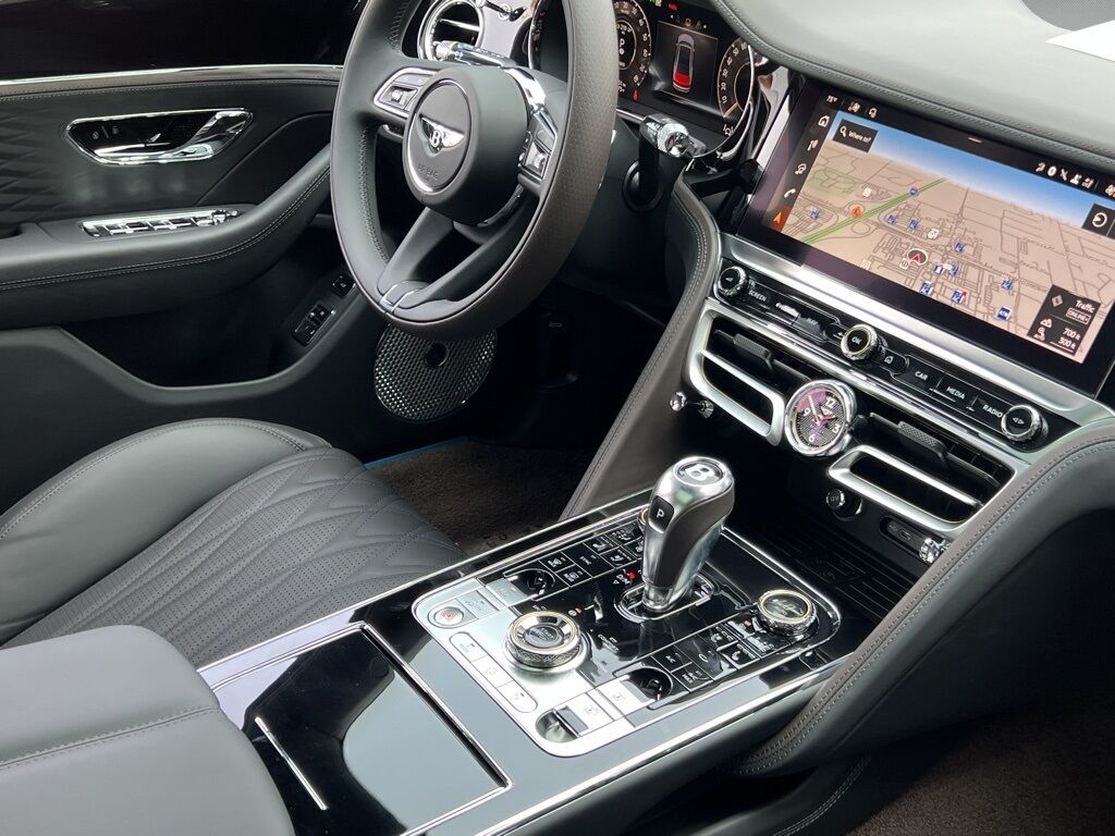 2026 Bentley Flying Spur Azure