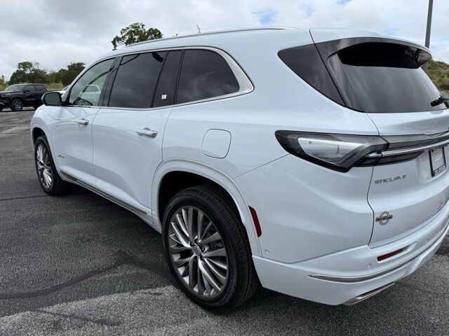 2026 Buick Enclave Avenir Kerrville TX