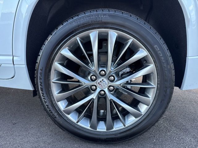 2026 Buick Enclave Avenir Kerrville TX