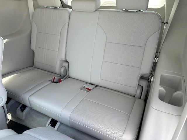 2026 Buick Enclave Avenir Farmington MO