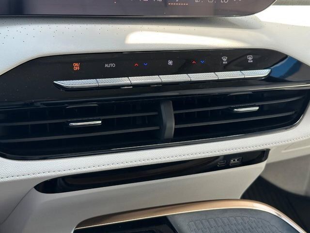 2026 Buick Enclave Avenir Farmington MO