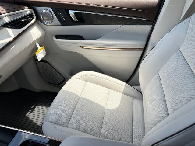 2026 Buick Enclave Avenir Farmington MO