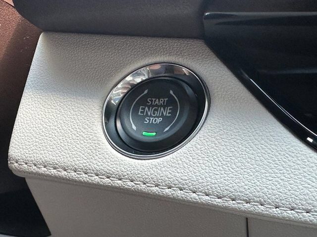2026 Buick Enclave Avenir Farmington MO