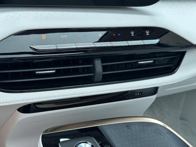 2026 Buick Enclave Avenir Farmington MO