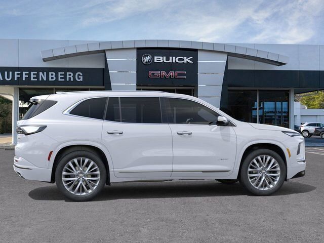 2026 Buick Enclave Avenir Carbondale IL