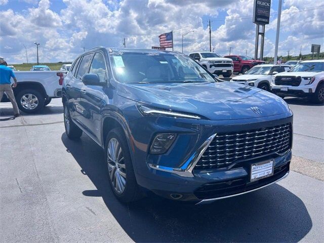 2026 Buick Enclave Avenir Farmington MO