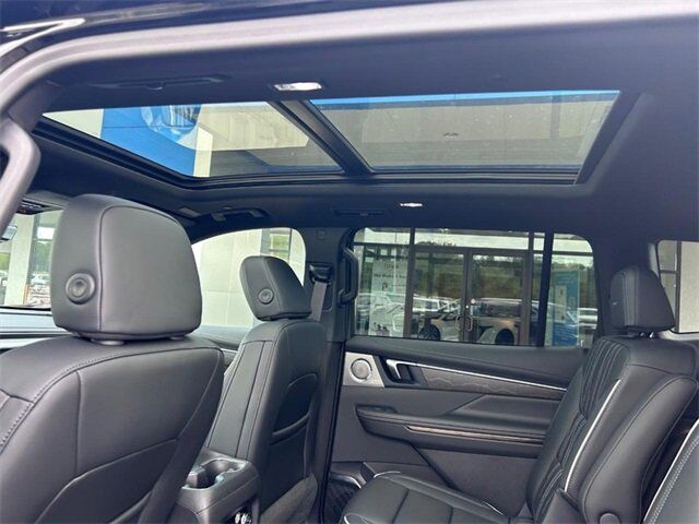 2026 Buick Enclave Avenir Farmington MO
