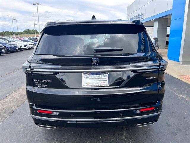 2026 Buick Enclave Avenir Farmington MO