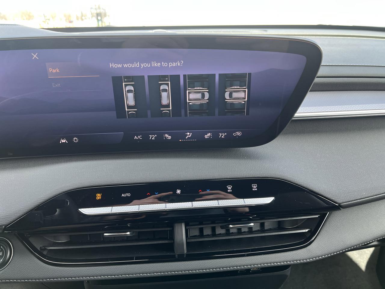 2026 Buick Enclave Sport Touring AWD SuperCruisePkg w/22HighGlossBlackWheels AdptvCrz HD-SurroundVision Saukville WI