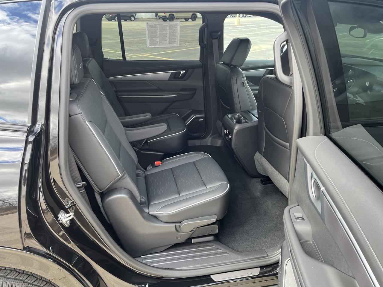 2026 Buick Enclave Sport Touring AWD SuperCruisePkg w/22HighGlossBlackWheels AdptvCrz HD-SurroundVision Saukville WI