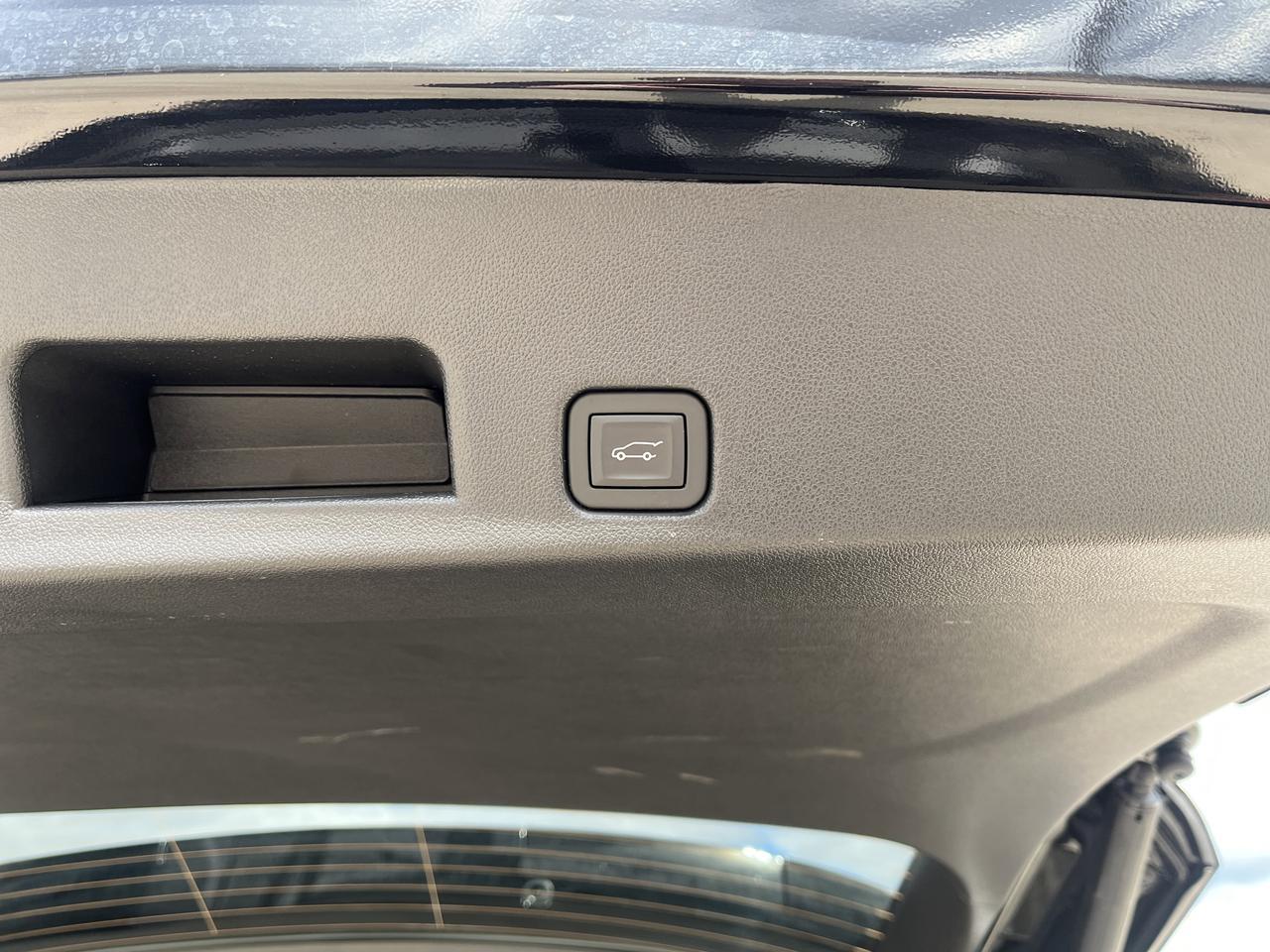 2026 Buick Enclave Sport Touring AWD SuperCruisePkg w/22HighGlossBlackWheels AdptvCrz HD-SurroundVision Saukville WI