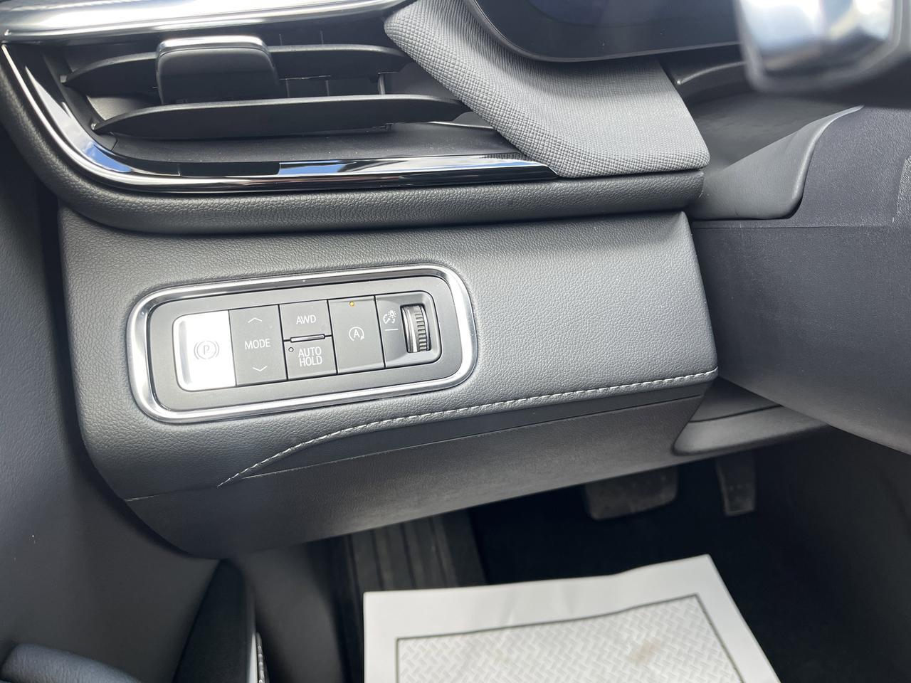 2026 Buick Enclave Sport Touring AWD SuperCruisePkg w/22HighGlossBlackWheels AdptvCrz HD-SurroundVision Saukville WI