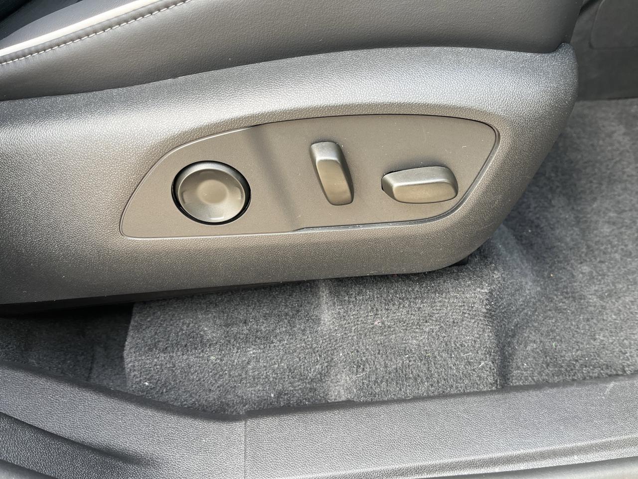 2026 Buick Enclave Sport Touring AWD SuperCruisePkg w/22HighGlossBlackWheels AdptvCrz HD-SurroundVision Saukville WI