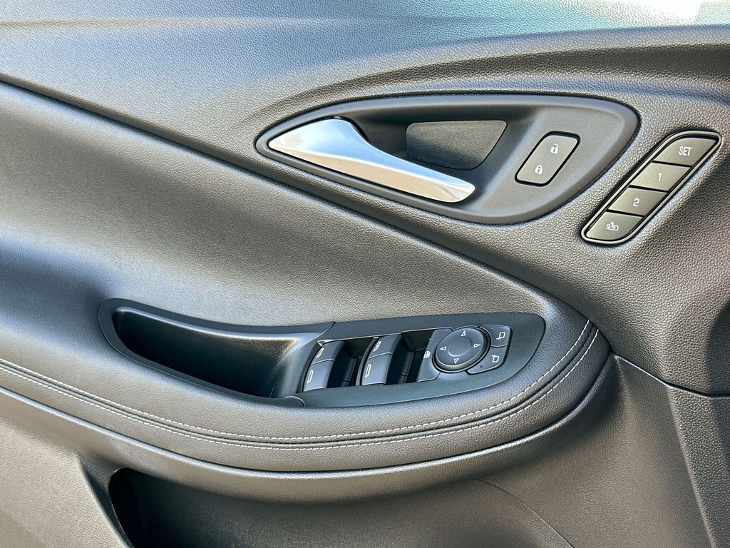 2026 Buick Encore GX Avenir Tucson AZ