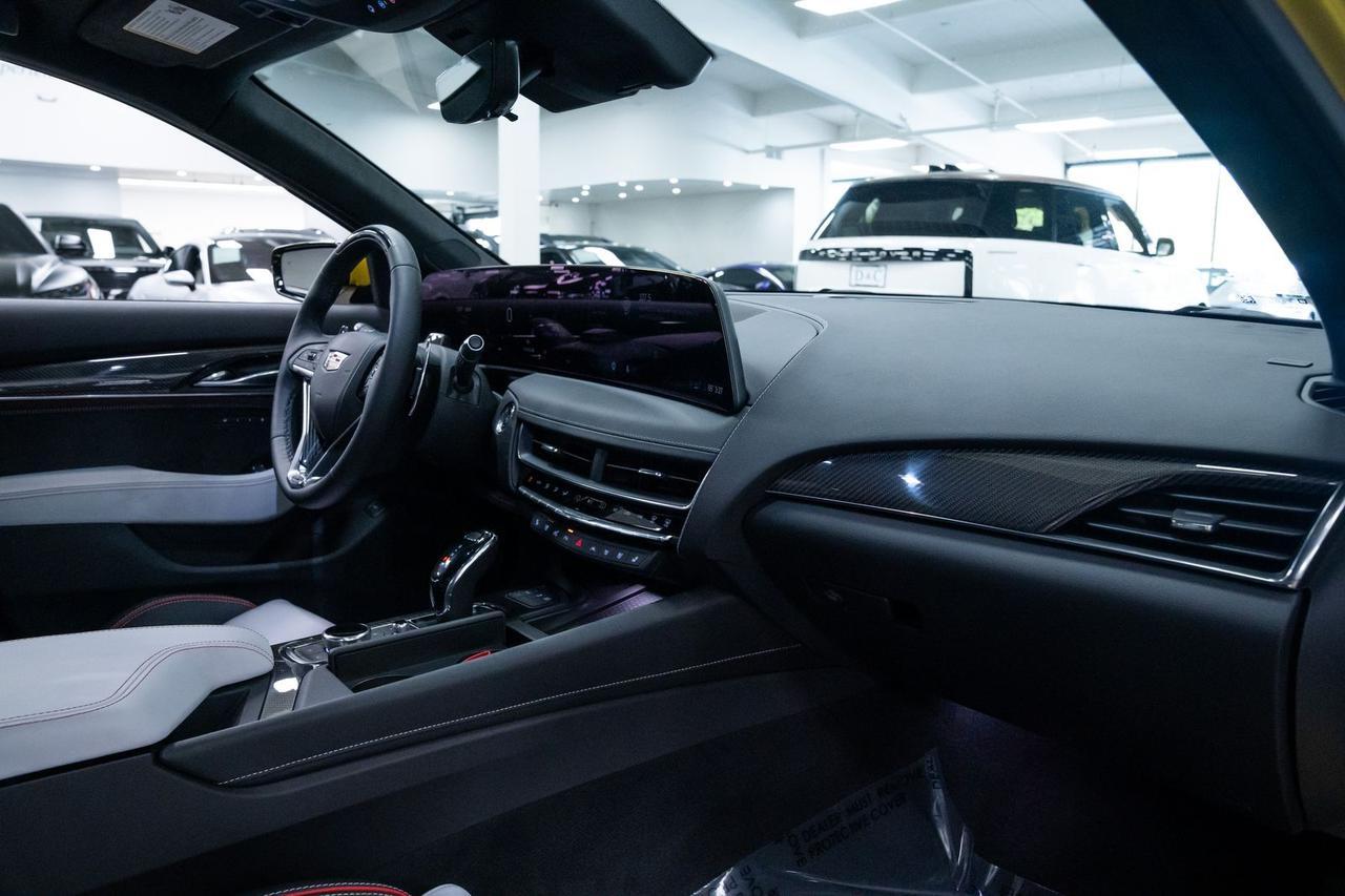 2026 Cadillac CT5 V-Series Super Cruise 1 Package Carbon Fiber Package Portland OR