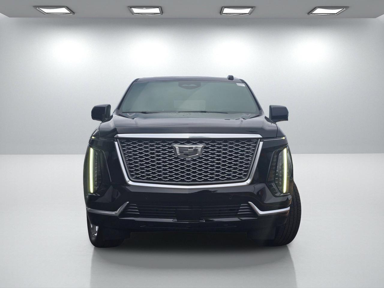 2026 Cadillac Escalade Luxury photo 2
