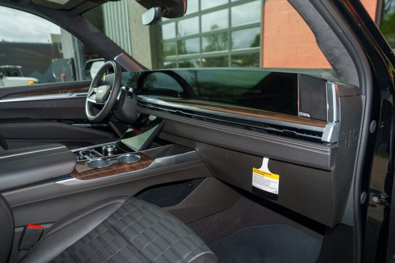 2026 Cadillac Escalade 4WD Platinum Luxury Birmingham AL