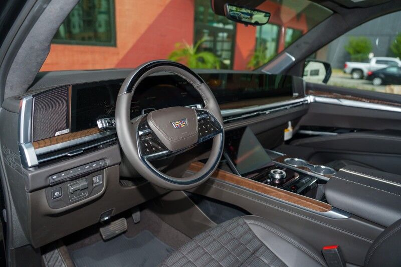2026 Cadillac Escalade 4WD Platinum Luxury Birmingham AL