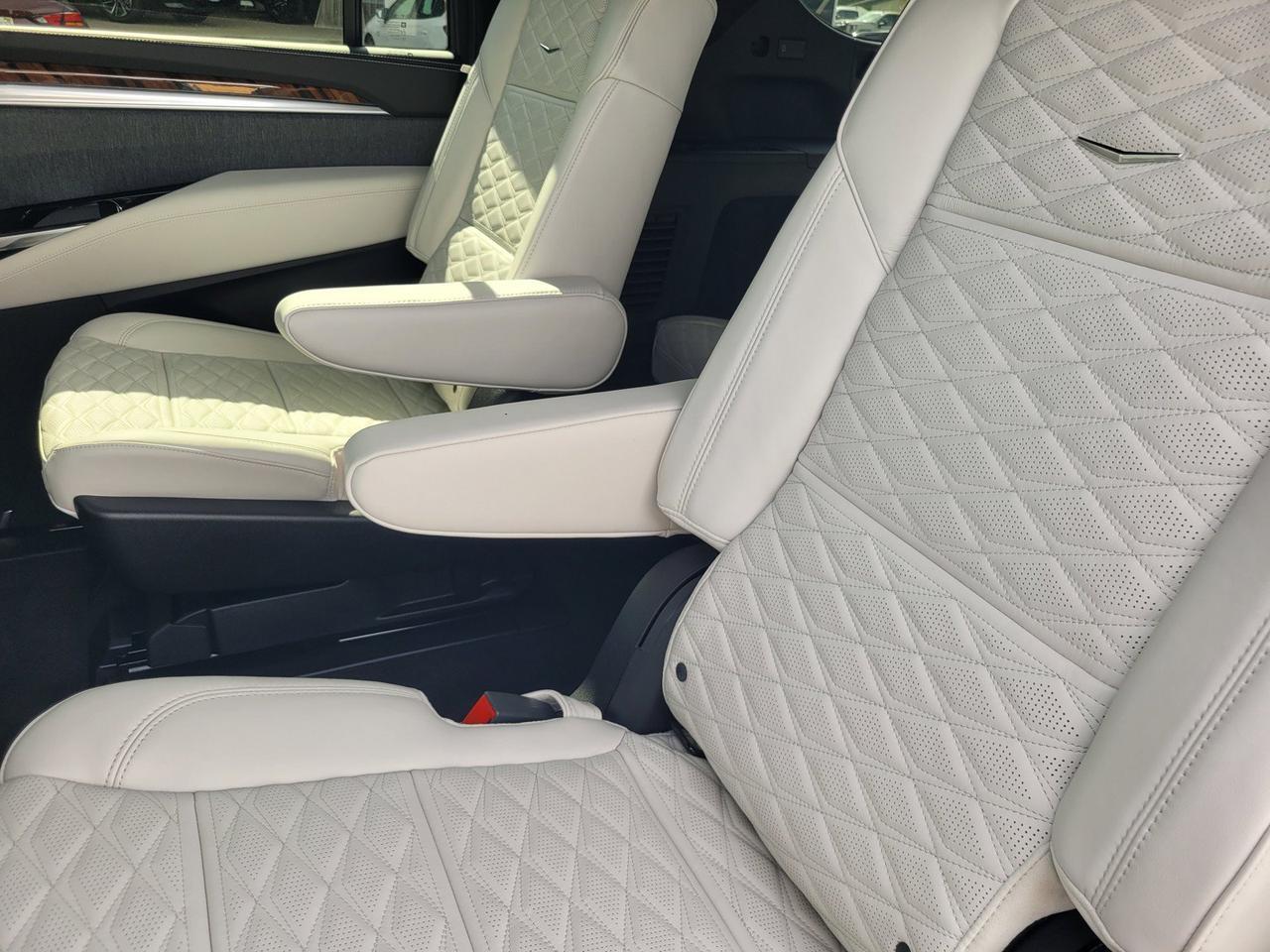 2026 Cadillac Escalade ESV 4WD Platinum Sport Roseville CA