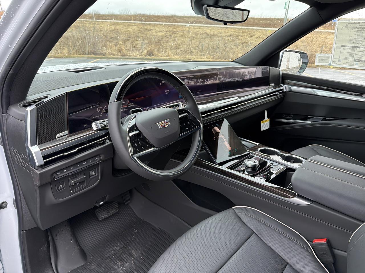 2026 Cadillac Escalade ESV Luxury 4WD Saukville WI