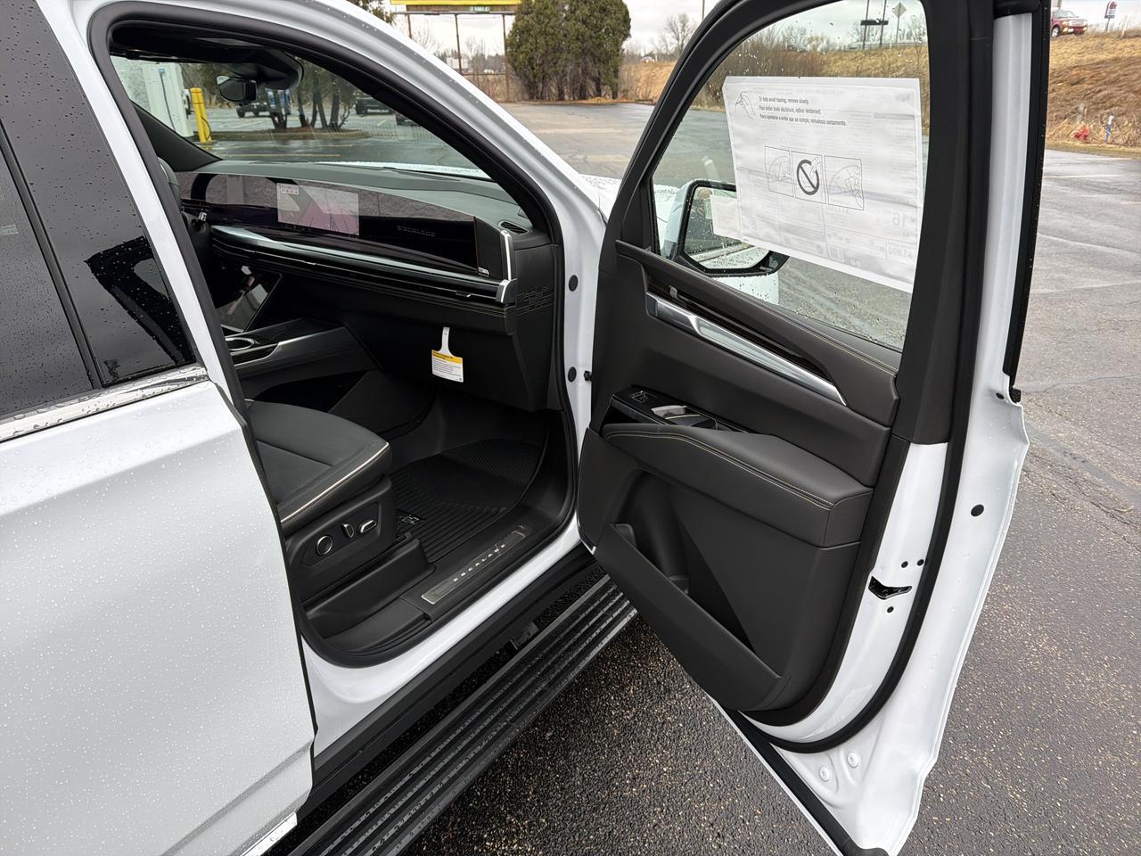 2026 Cadillac Escalade ESV Luxury 4WD Saukville WI