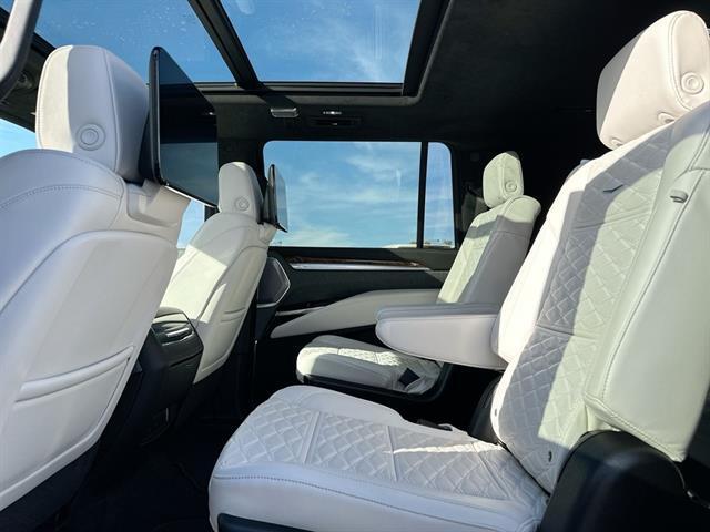 2026 Cadillac Escalade ESV Platinum Sport Tucson AZ