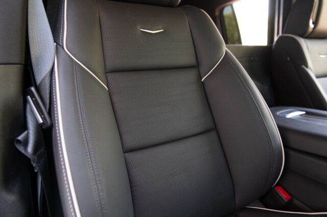 2026 Cadillac Escalade ESV Sport 4WD Executive 4dr SUV Chicago IL