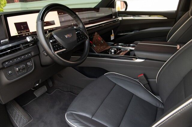 2026 Cadillac Escalade ESV Sport 4WD Executive 4dr SUV Chicago IL