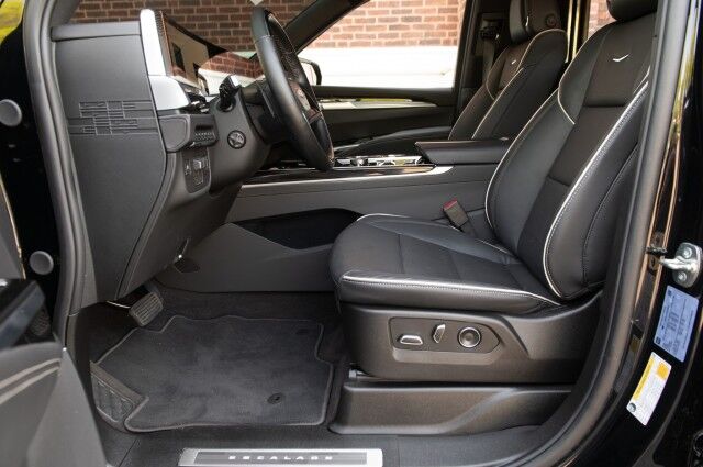 2026 Cadillac Escalade ESV Sport 4WD Executive 4dr SUV Chicago IL