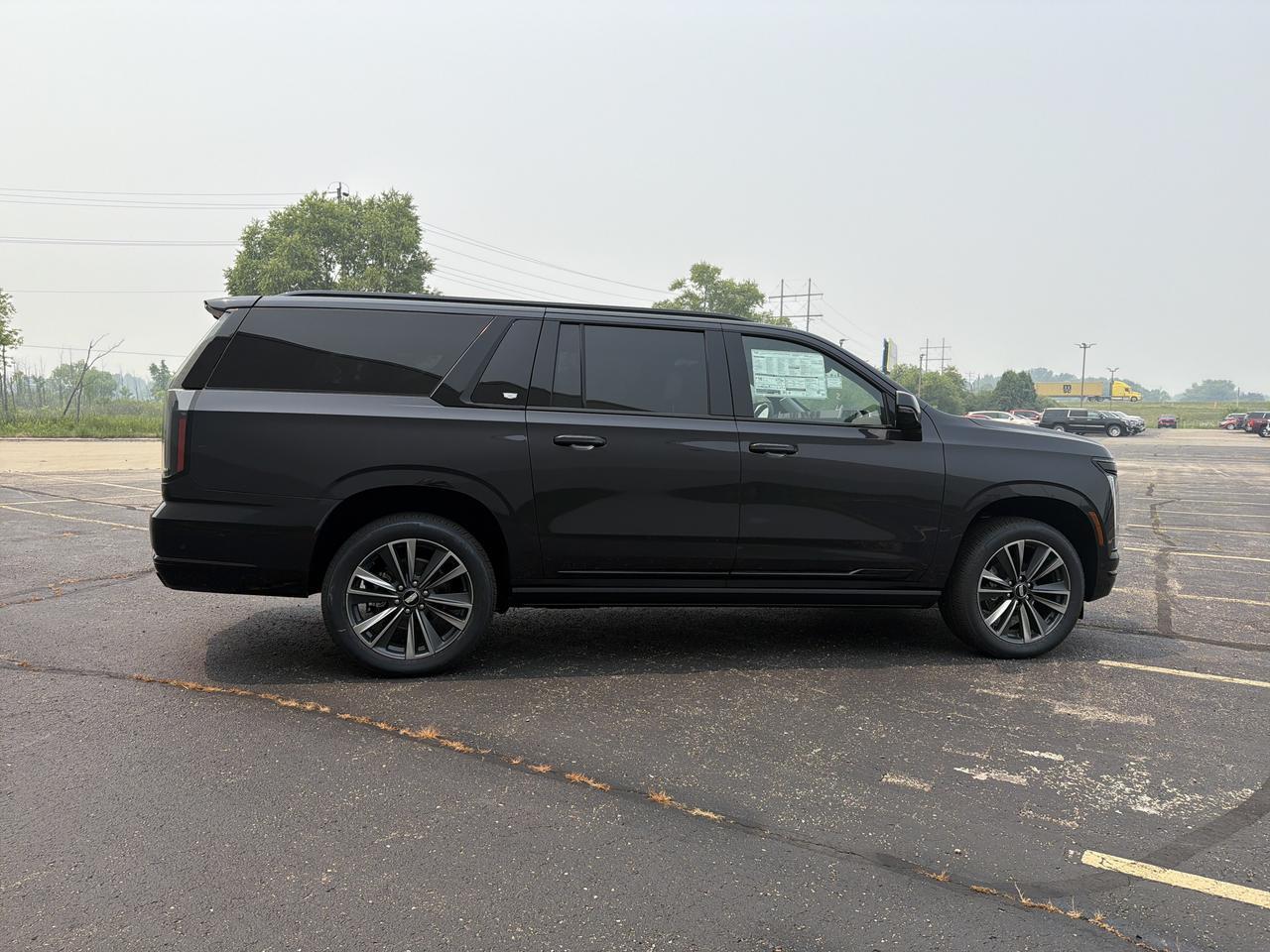 2026 Cadillac Escalade ESV Sport 4WD Saukville WI