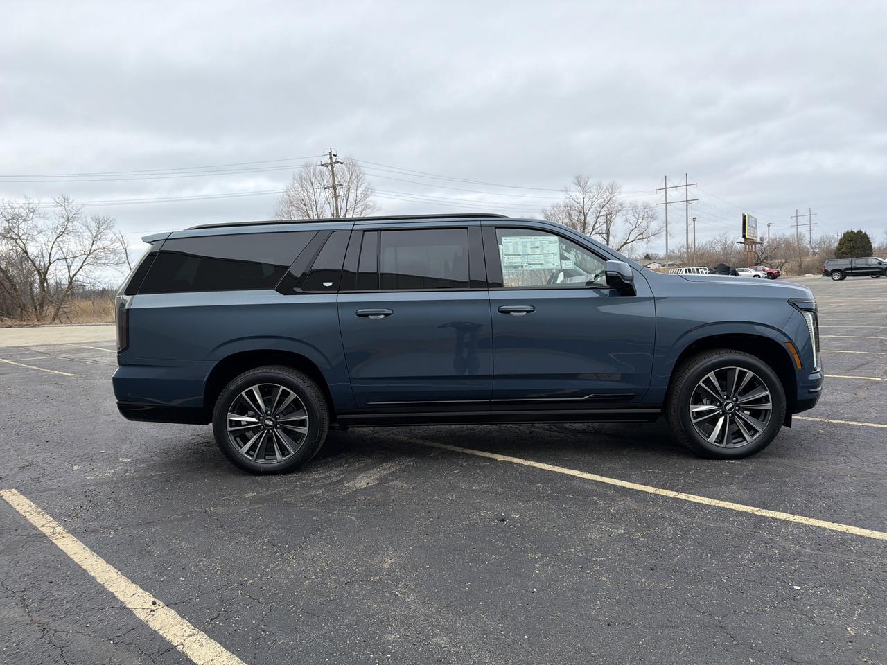 2026 Cadillac Escalade ESV Sport 4WD Saukville WI