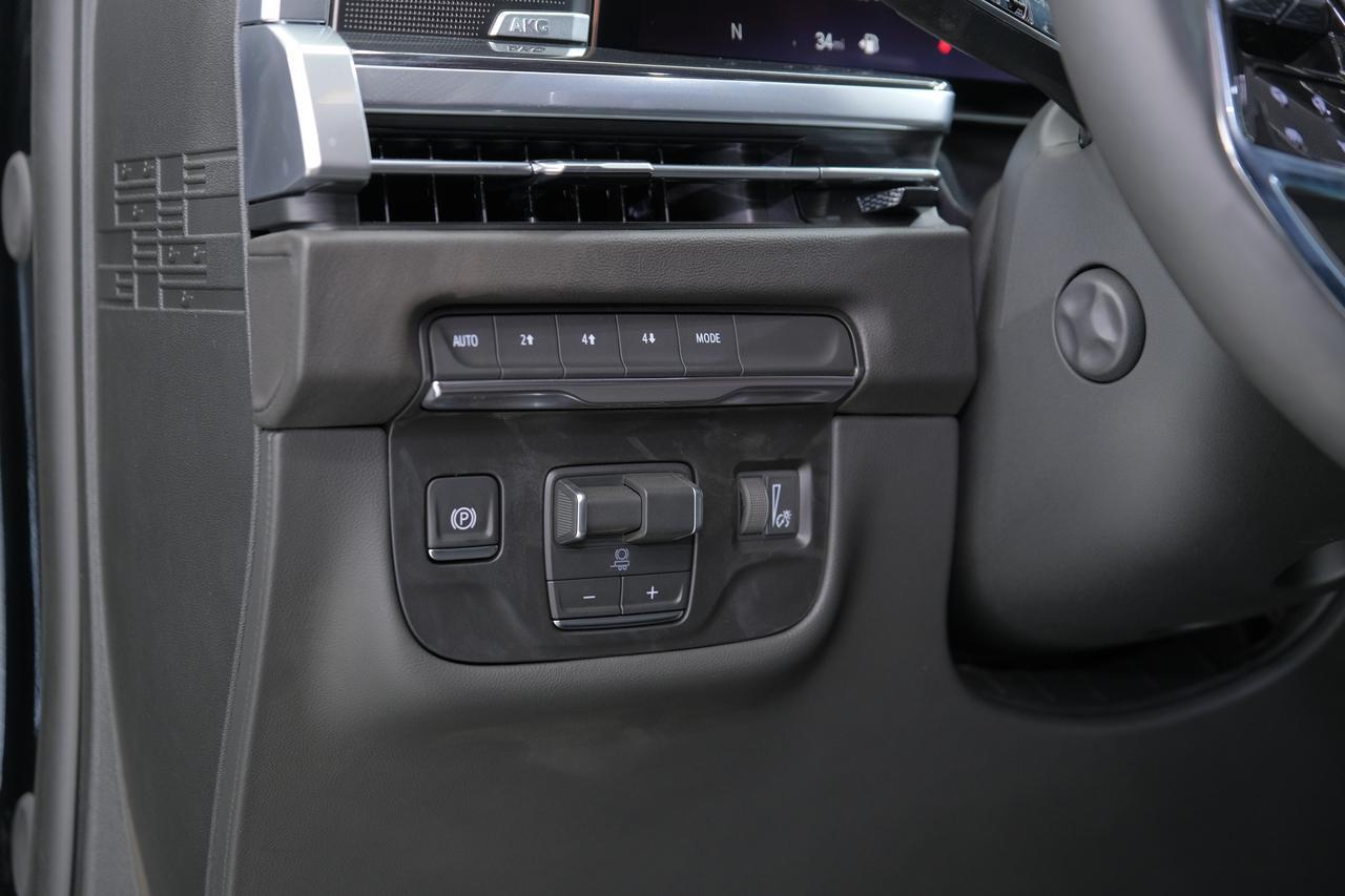 2026 Cadillac Escalade ESV Sport Miami FL