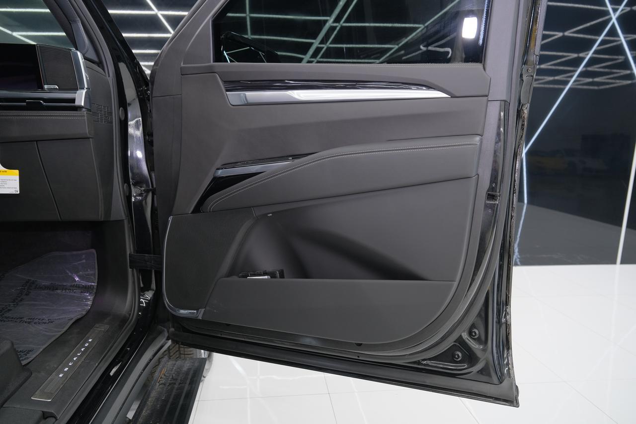 2026 Cadillac Escalade ESV Sport Miami FL