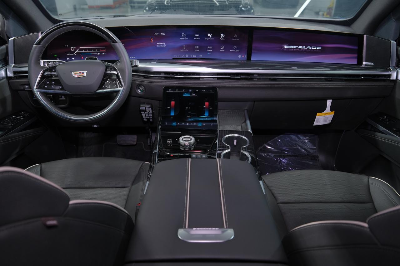 2026 Cadillac Escalade ESV Sport Miami FL